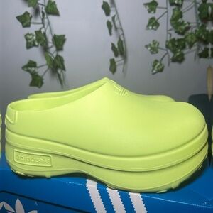 Adidas Clog